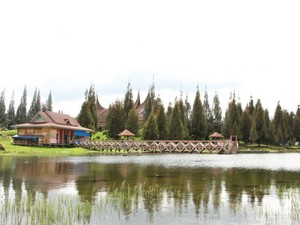 Pesona Danau Diatas di Sumbar