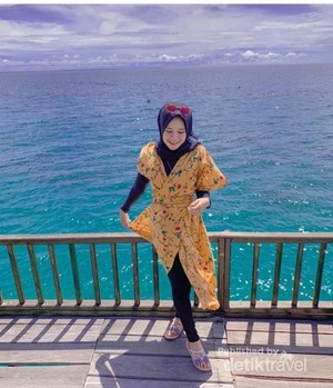 Pesona Derawan yang Tak Ada Duanya