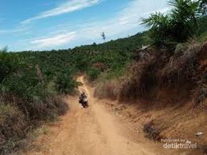 Pesona Indah Air Terjun Mandi Angin Bengkulu