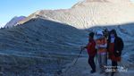 Pesona Kawah Ijen Tak Lekang Oleh Waktu