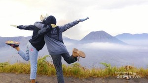 Pesona Lautan Pasir Bromo