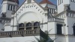 Pesona Lawang Sewu yang Tak Pernah Pudar