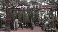 Pintu Masuk Kawasan Wisata Seribu Batu Songgo Langit (Doc .Pribadi)