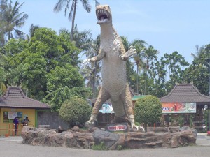 Pesona Pantai-pantai Tegal, dari yang Ramai Sampai yang Tak Terjamah