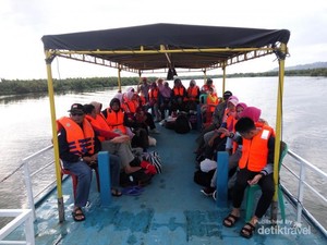 Pesona Pantai Rancababakan yang Eksotis di Nusakambangan
