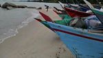 Pesona Pantai Tanjung Berikat dari Puncak Mercusuar di Bangka