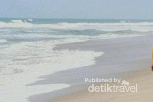 Pesona Pantai Tanjung Setia di Lampung