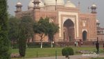 Pesona Romantis Taj Mahal di Agra, India