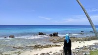 Pantai Sumur Tiga