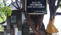 Pintu masuk Mata Air Guyangan di Desa Batu kandik, Nusa Penida