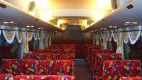 Suasana di dalam bus