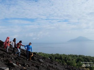 Petualangan Seru Menjelajahi Gunung Anak Krakatau