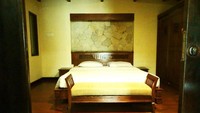 Kamar Tidur yang bernuansa hangat dan nyaman