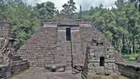Candi Sukuh yang mirip Piramida Aztec (Khoirul Aziz/dTraveler)
