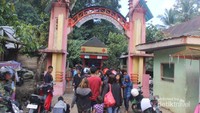 Gerbang pintu masuk di pemandian