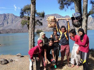 Porter Rinjani, Kuat Banget!