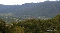 Lembah Bada dari Ketinggian