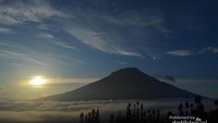 Sunrise di Wisata Alam Posong