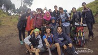 Team, Saudara, sekaligus teman seperjuangan