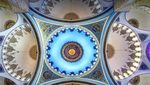 Primadona di Atas Bukit Kota Istanbul, Turki