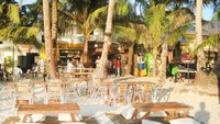 Penginapan di White Beach (tripadvisor.com)