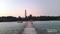 Dermaga di Pulau Biawak
