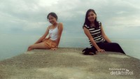 View laut lepas di Pulau Lembeh yang mempesona