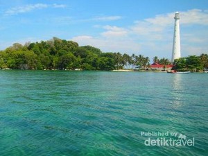 Pulau Lengkuas, Kecantikan Sejati dari Belitung