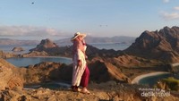 Narsis di puncak Bukit Padar
