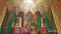 Baju adat