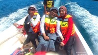 Boat kayu menuju / meninggalkan Pulau Rubiah