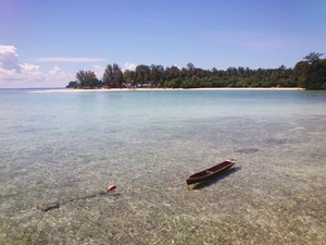 Pulau Samber Gelap, Namanya Seram Tapi Pemandangannya Indah