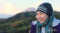 Latar Gunung Semeru
