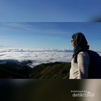 Puncak B29, Negeri Di Atas Awan Ala Lumajang