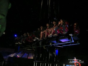 Punya Nyali? Coba 4 Wahana Ekstrem di Trans Studio Bandung Ini