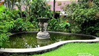 Taman di dalam Keraton