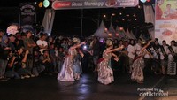 Tarian Purwakarta banyak disukai warga maupun turis