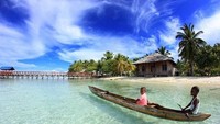 Sekitar wilayah homestay di Pulau Arborek, Raja Ampat