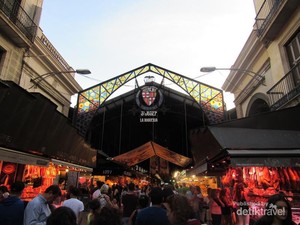 Rambutan dan Manggis Asli Indonesia di Pasar Barcelona