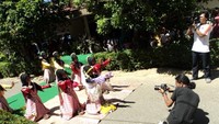 Media Lokal dan Nasional sedang Mengambil gambar tarian ranu