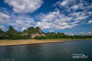 Rayakan Imlek dengan Nikmati Indahnya Sungai Li di China