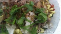 Soto Ayam Jalan Bank dan Sambal kacang
