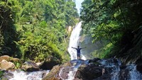 Pemandangan Air Terjun Lubuk Hitam