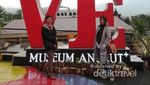 Replika Tembok Berlin dan Istana Buckingham Ada di Kota Batu