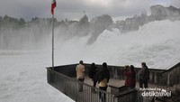 Lebih dekat dengan Rheinfall