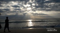 Sore di Pantai Dreamland Bali