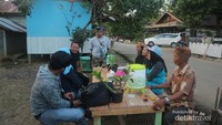 Sejumlah wisawatan telah datang di Desa Liyu, untuk mengikuti acara Mesiwah Pare Gumboh.