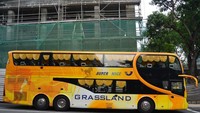 Bus tingkat yang membawa kami ke Malaysia
