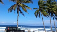 Pantai Kabupaten Kaur. Lampung
