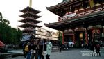 Romantisme Kuil Sensoji Jepang Saat Senja